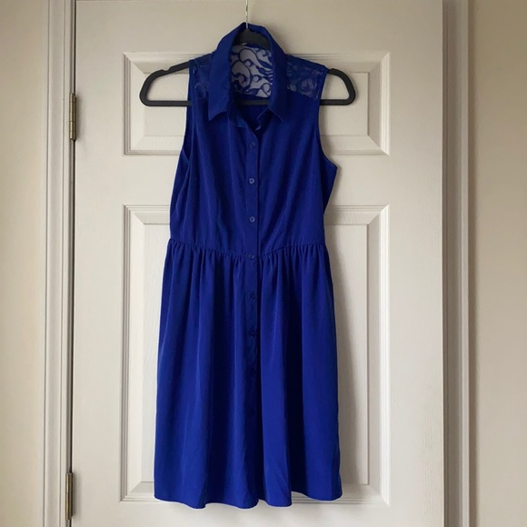 one clothing Dresses & Skirts - One Clothing Collared Lace Back Button Dress